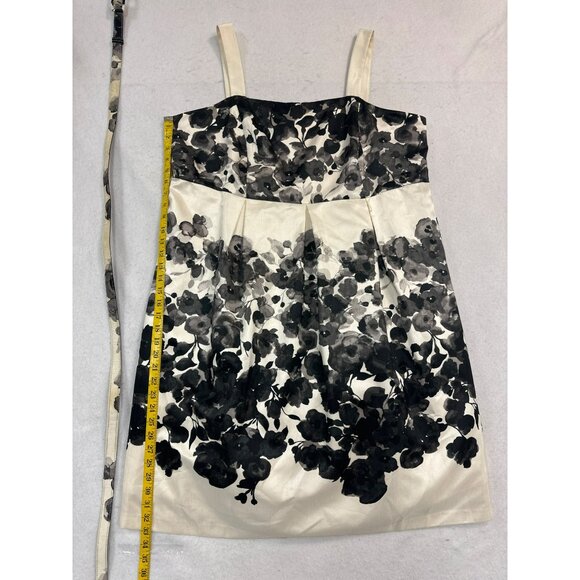 Women’s Eliza J. New York Dress W/ Belt - Picture 4 of 9